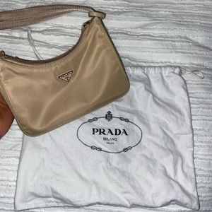 COPY - Prada re-edition 2000